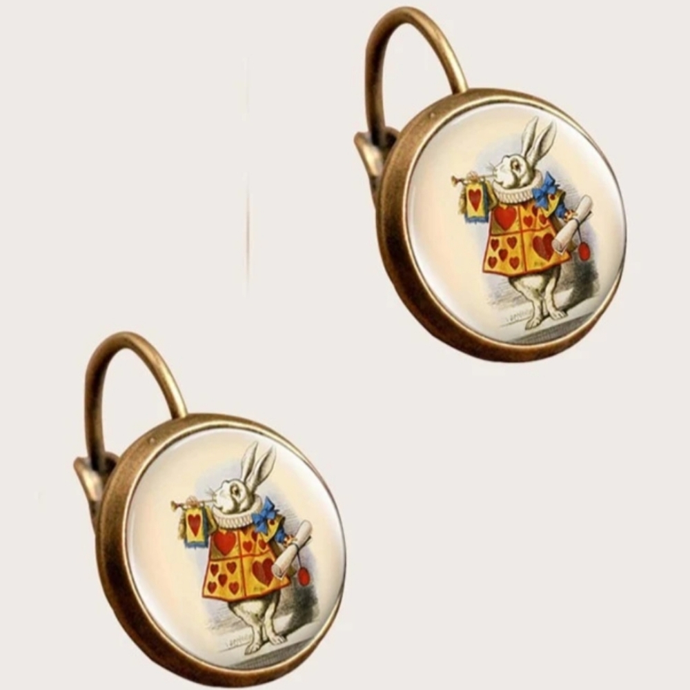 Alice In Wonderland White Rabbit In Courtyard Earrings Round Circular Earrings - Picture 1 of 6